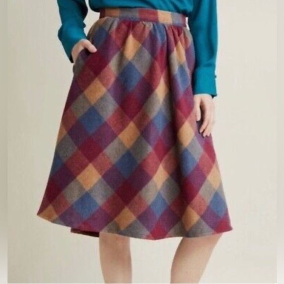 Modcloth Dresses & Skirts - Modcloth Sunday Sojourn Midi Skirt In Warm Plaid Size Small